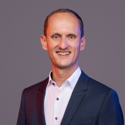 Portrait view of Tobias Gerhard, Game Changer Business Development Consumer Goods